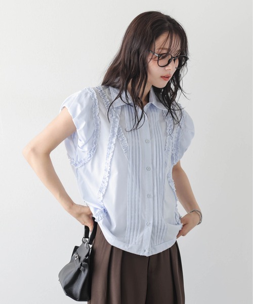 AMELY（エミリー）の「フリルピンタック裾ドロストブラウス（シャツ/ブラウス・レディース・ブルー/ブラック/ホワイト・フリー）」の22枚目の写真