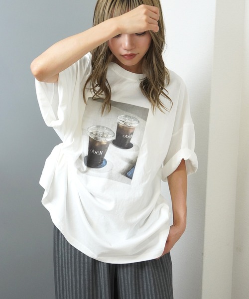 gossara(ゴサラ)の「【ラフなのに絵になる。フォトプリントTシャツ】ピグメント加工プリントT(Tシャツ/カットソー・レディース・ホワイト/ブルー/ベージュ・FREE)」の5枚目の写真