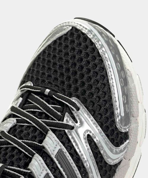 adidas(アディダス)の「アディスター コントロール 5 / ADISTAR CONTROL 5 / アディダスオリジナルス adidas Originals(スニーカー・メンズ・ブラック×シルバー・22.0cm/22.5cm/23.0cm/23.5cm/24.0cm/24.5cm/25.0cm/25.5cm/26.0cm/26.5cm/27.0cm/27.5cm/28.0cm/28.5cm/29.0cm)」の8枚目の写真