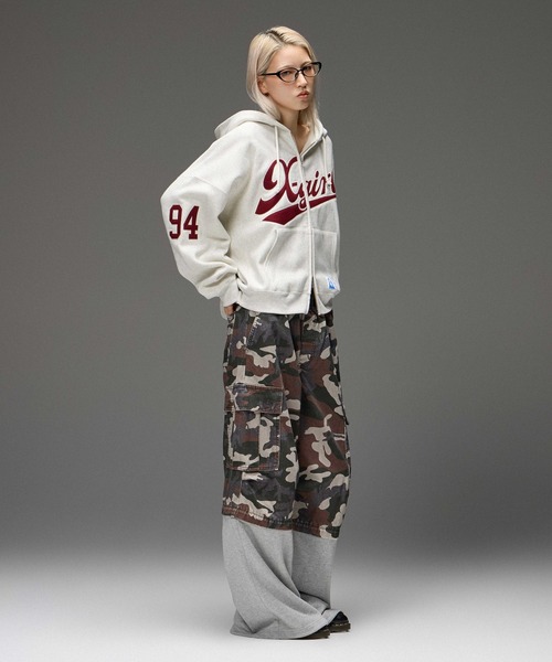 Champion(チャンピオン)の「X-girl x Champion REVERSE WEAVE(R) PATCHED LOGO ZIP UP HOODIE(パーカー・レディース・オートミール/ブラウン・M/S)」の9枚目の写真