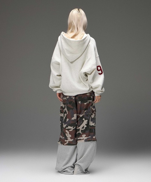 Champion(チャンピオン)の「X-girl x Champion REVERSE WEAVE(R) PATCHED LOGO ZIP UP HOODIE(パーカー・レディース・オートミール/ブラウン・M/S)」の10枚目の写真