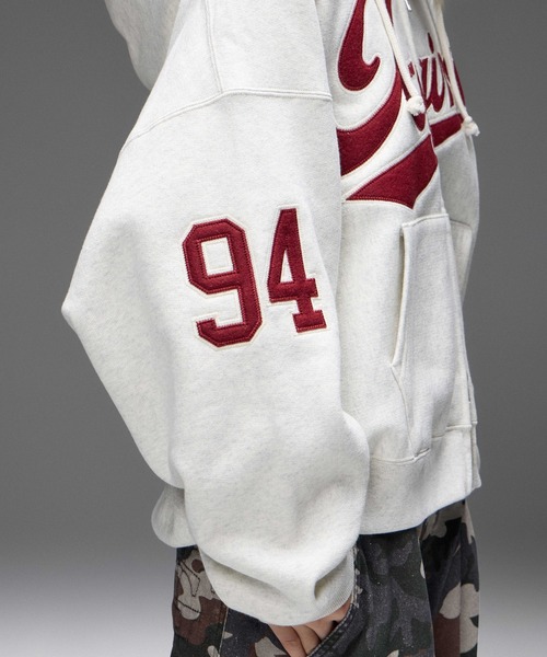 Champion(チャンピオン)の「X-girl x Champion REVERSE WEAVE(R) PATCHED LOGO ZIP UP HOODIE(パーカー・レディース・オートミール/ブラウン・M/S)」の12枚目の写真