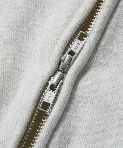 Champion(チャンピオン)の「X-girl x Champion REVERSE WEAVE(R) PATCHED LOGO ZIP UP HOODIE(パーカー・レディース・オートミール/ブラウン・M/S)」の17枚目の写真