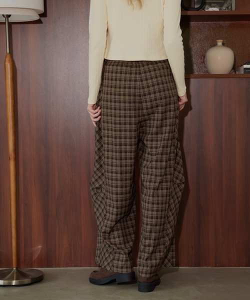 JUMELLE（ジュメロ）の「リラックスチェックパンツ（その他パンツ・レディース・ブラック/ブラウン・SMALL/MEDIUM）」の15枚目の写真