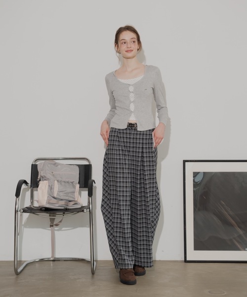 JUMELLE（ジュメロ）の「リラックスチェックパンツ（その他パンツ・レディース・ブラック/ブラウン・SMALL/MEDIUM）」の20枚目の写真