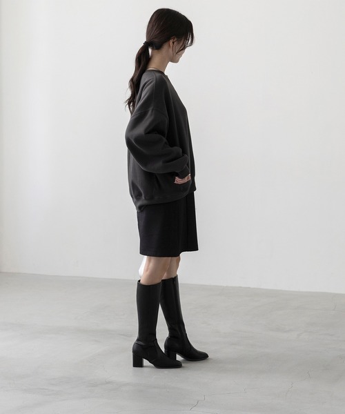 menue(メヌエ)の「-晴雨兼用 - スクエアトゥ 美シルエットバックストレッチロングブーツ(ブーツ・レディース・ブラウン/ブラック・3L/LL/L/M/S/SS)」の11枚目の写真