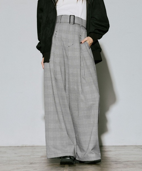 PAGEBOY(ページボーイ)の「クラシックタックワイドパンツ【セットアップ対応】(スラックス・レディース・ブラック/ブラウン/チェック・SMALL/MEDIUM)」の22枚目の写真