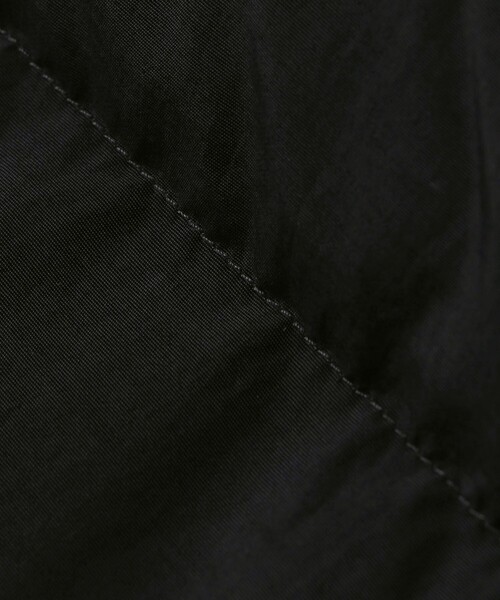 SHIPS(シップス)の「FRED PERRY: J1309 R/S PADDED JACKET(ダウンジャケット/コート・メンズ・ブラック・MEDIUM/LARGE)」の13枚目の写真