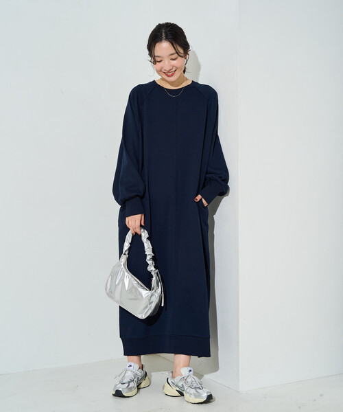 FREAK'S STORE(フリークスストア)の「限定展開 裏毛 ルーズ オーバー ワンピース(ワンピース・レディース・レッド/ブラック/グレー/ネイビー/ダークブラウン・フリ-)」の5枚目の写真
