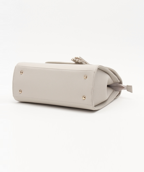 mystic(ミスティック)の「【mystic】フラップ2WAYBAG(トートバッグ・レディース・グレー/ブラック/キャメル/ベージュ/ピンク・フリ-)」の12枚目の写真