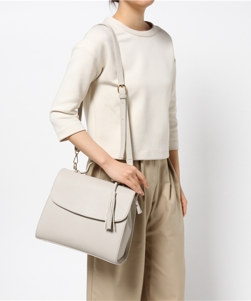 mystic(ミスティック)の「【mystic】フラップ2WAYBAG(トートバッグ・レディース・グレー/ブラック/キャメル/ベージュ/ピンク・フリ-)」の11枚目の写真