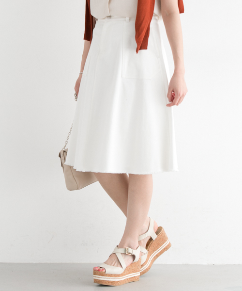 URBAN RESEARCH ROSSO WOMEN(アーバンリサーチ ロッソ)の「ROSSO コットンカルゼフレアSK(スカート・レディース・オフホワイト/ブルー・36/38)」の1枚目の写真