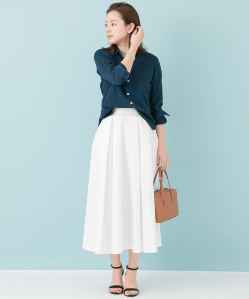 URBAN RESEARCH（アーバンリサーチ）の「UR チノタックロングスカート（スカート・レディース・オフホワイト/ベージュ・38/36）」の3枚目の写真