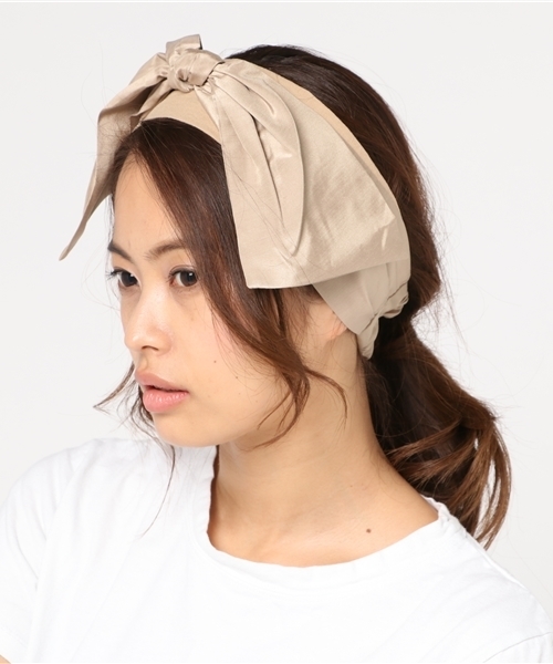 Te chichi（テチチ）の「リネンターバン（ヘアバンド・レディース・ブラック/ベージュ/ネイビー・ﾌﾘ-）」の3枚目の写真