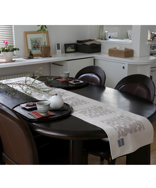 Jubilee（ジュビリー）の「天然リネン 北欧デザイン テーブルランナー（ランチョンマット/テーブルウェア・レディース・ホワイト/ライトグレー/ライトブルー/ネイビー/グレー/ブルー/ホワイト×ブルー/ホワイト×グレー・FREE）」の5枚目の写真