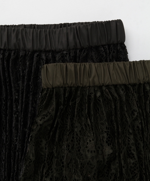 LEPSIM(レプシィム)の「レースプリーツロングスカート 773884(スカート・レディース・ブラック/カーキ・MEDIUM/LARGE)」の5枚目の写真