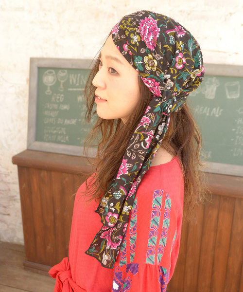 チャイハネ（チャイハネ）の「【チャイハネ】レトロプリント リボンターバンキャップ（キャップ・レディース・ネイビー/レッド/ターコイズブルー/ブルー/ブラックミックス/ブルー系その他/オレンジ系その他・FREE）」の2枚目の写真