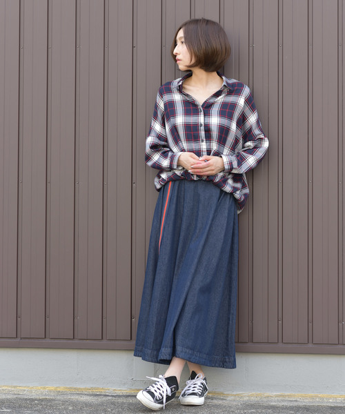 rps（アールピーエス）の「ラインベルト付フレアースカート（スカート・レディース・ブラック/インディゴブルー/ブルー/カーキブラウン・M）」の6枚目の写真