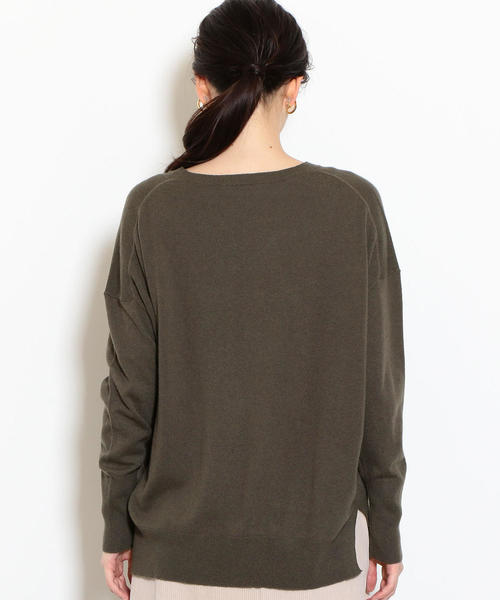 green label relaxing（グリーンレーベルリラクシング）の「[WEB限定] NFC W/RY/N ドルマン Vネック ニット（ニット/セーター・レディース・グレー/ブラック/オリーブ/オレンジ/パープル・40/42/36/38）」の12枚目の写真