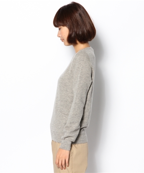 UNITED ARROWS(ユナイテッドアローズ)の「UAG カシミヤ ニット(mg1312uC)(ニット/セーター・レディース・ライトグレー/グレー/レッド/オフホワイト/ダークグレー/ネイビー・フリー)」の8枚目の写真