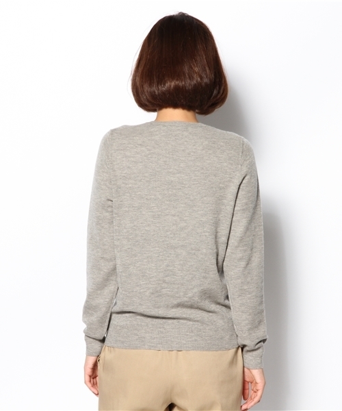 UNITED ARROWS(ユナイテッドアローズ)の「UAG カシミヤ ニット(mg1312uC)(ニット/セーター・レディース・ライトグレー/グレー/レッド/オフホワイト/ダークグレー/ネイビー・フリー)」の9枚目の写真
