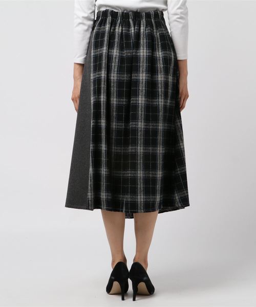 archives（アルシーヴ）の「チェック配色ベルト付スカート（スカート・レディース・ブラック/チャコールグレー/ネイビー・MEDIUM）」の4枚目の写真