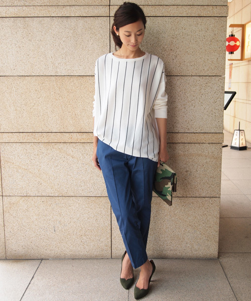 BEAUTY&YOUTH UNITED ARROWS(ビューティーアンドユースユナイテッドアローズ)の「BYBC ∵ソモウスクエアプルオーバー (bl)(fyoww) ◆(ニット/セーター・レディース・ホワイト/グレー/ネイビー/レッド/オフホワイト/ダークグレー・FREE)」の7枚目の写真