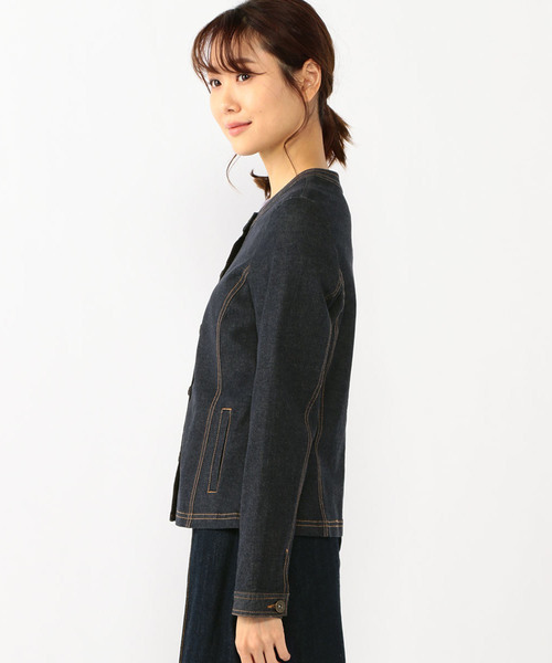 Petit Honfleur(プチオンフルール)の「デニムノーカラージャケット(デニムジャケット・レディース・ネイビー/カーキ・11号/9号/13号)」の12枚目の写真
