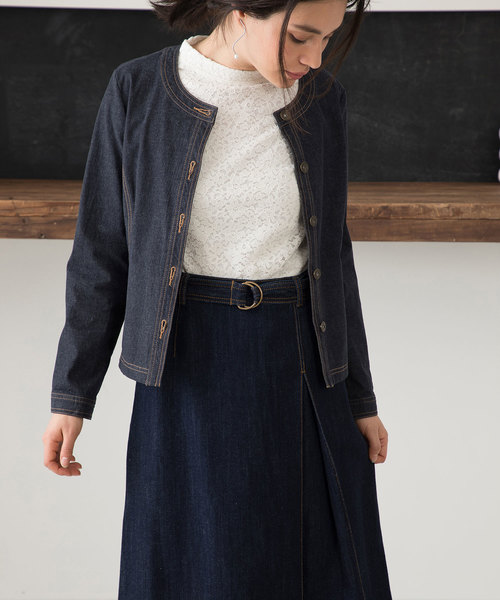 Petit Honfleur(プチオンフルール)の「デニムノーカラージャケット(デニムジャケット・レディース・ネイビー/カーキ・11号/9号/13号)」の15枚目の写真