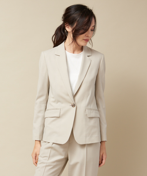 qualite（カリテ）の「2WAYストレッチジャケット（テーラードジャケット・レディース・ブラック/ベージュ・40/38/36）」の5枚目の写真
