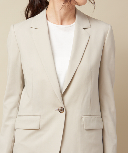 qualite（カリテ）の「2WAYストレッチジャケット（テーラードジャケット・レディース・ブラック/ベージュ・40/38/36）」の7枚目の写真