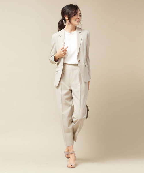 qualite（カリテ）の「2WAYストレッチジャケット（テーラードジャケット・レディース・ブラック/ベージュ・40/38/36）」の6枚目の写真