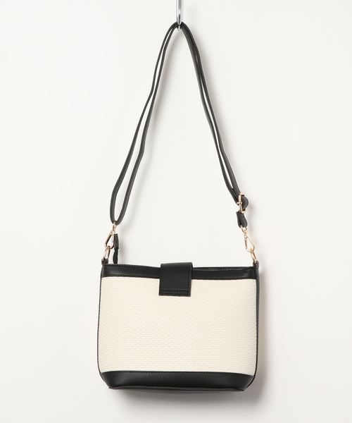 KOBE LETTUCE(コウベレタス)の「フロント金具配色ショルダーバッグ(ショルダーバッグ・レディース・ベージュ/ブラウン/ブラック・FREE)」の10枚目の写真