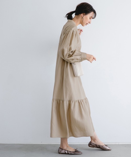 A part by（アパートバイ）の「シャーリングバレエシューズ　847988（バレエシューズ・レディース・ブラック/グレー系その他/ゴールド系その他/シルバー/ブラック系その他/ホワイト/ライトベージュ/グレー系その他6・MEDIUM/LARGE）」の13枚目の写真