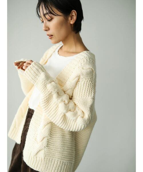 AMERICAN HOLIC(アメリカンホリック)の「ケーブルニットショートカーディガン *(カーディガン/ボレロ・レディース・ブラウン/アイボリー/ベージュ系その他2・FREE)」の21枚目の写真