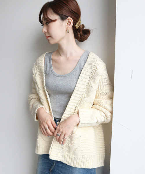 AMERICAN HOLIC(アメリカンホリック)の「ケーブルニットショートカーディガン *(カーディガン/ボレロ・レディース・ブラウン/アイボリー/ベージュ系その他2・FREE)」の7枚目の写真