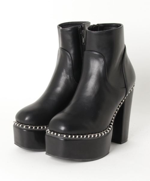 ENVYM（アンビー）の「ステッチショートブーツ（ブーツ・レディース・ブラウン/ブラック・22.5㎝/23.5㎝/24.5㎝）」の5枚目の写真