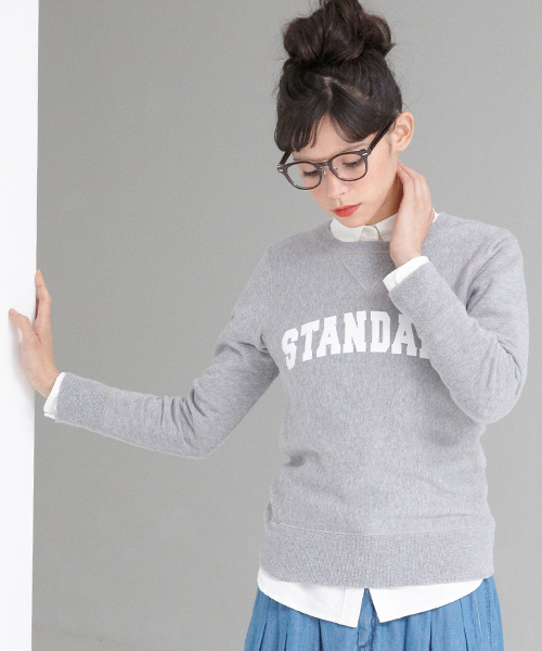 green label relaxing（グリーンレーベルリラクシング）の「STD GLR LOGO スウェット ◆（スウェット・レディース・グレー/ネイビー・36/38/40）」の2枚目の写真