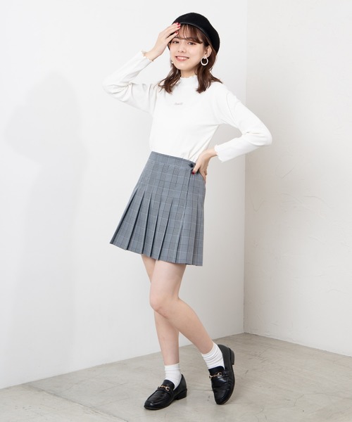 WEGO(ウィゴー)の「WEGO/メロウリブロゴ刺繍Tシャツ(Tシャツ/カットソー・レディース・ホワイト/ブラック・FREE)」の3枚目の写真