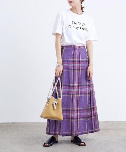 ADAM ET ROPE'(アダムエロペ)の「レザースリットスライダーサンダル(サンダル・レディース・ブラック/ベージュ/レッド・36/37/38)」の14枚目の写真