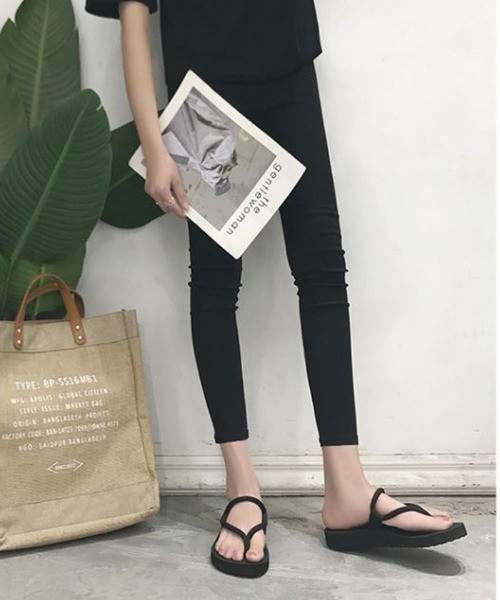 Futier land(フューティアランド)の「インステップロープサンダル(サンダル・レディース・ブラック・SMALL/MEDIUM/LARGE/X-LARGE/XXX-LARGE/XXXX-LARGE/XX-LARGE)」の2枚目の写真
