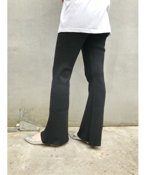 SHENERY(シーナリー)の「リブニットフレアPT(その他パンツ・レディース・ブラウン/ブラック・FREE)」の9枚目の写真
