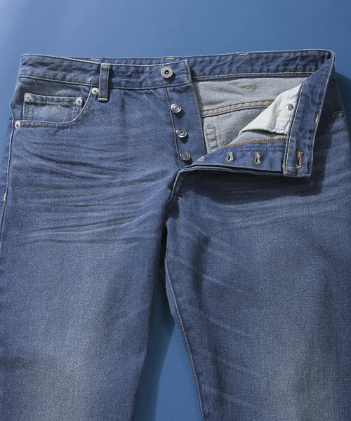 R.NEWBOLD（アールニューボールド）の「HARD WASH "スリムテーパード ジーンズ"/245113（デニムパンツ・メンズ・ライトインディゴブルー・XX-LARGE/LARGE/MEDIUM/SMALL/X-LARGE）」の3枚目の写真