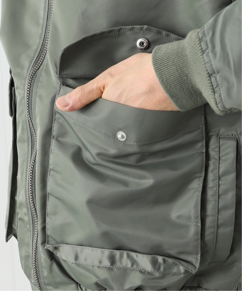 INHERIT（インヘリット）の「NYLON WEP ミリタリージャケット（ブルゾン・メンズ・カーキ/ブラック・LARGE/MEDIUM）」の11枚目の写真
