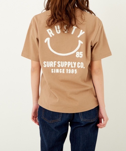 RUSTY(ラスティ)の「【RUSTY / ラスティ】レディースバックプリントTシャツ(Tシャツ/カットソー・レディース・ホワイト/パープル/ブラック/ベージュ・MEDIUM/LARGE)」の4枚目の写真