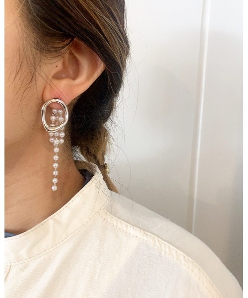 mou（モウ）の「フープパールレーンピアス（ピアス（両耳用）・レディース・シルバー/ゴールド・FREE）」の4枚目の写真