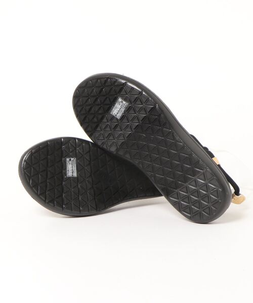 Teva（テバ）の「Teva テバ VOYA INFINITY METALLIC - 1097852（サンダル・レディース・ゴールド・24㎝/23㎝/22cm/25㎝）」の4枚目の写真