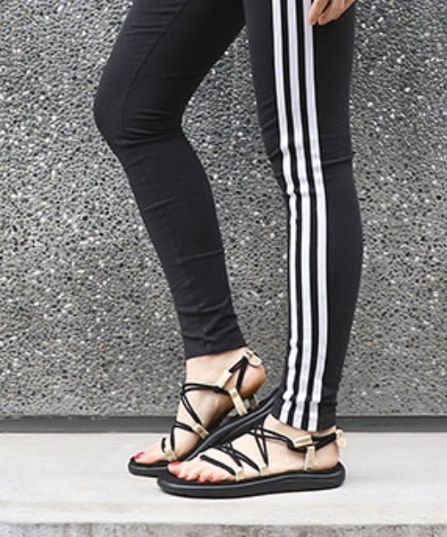 Teva（テバ）の「Teva テバ VOYA INFINITY METALLIC - 1097852（サンダル・レディース・ゴールド・24㎝/23㎝/22cm/25㎝）」の14枚目の写真