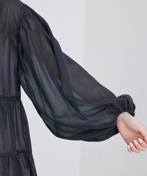 ROPE' PICNIC(ロペピクニック)の「シャイニーボイルティアードブラウス(シャツ/ブラウス・レディース・チャコールグレー/ラベンダー/グリーン系その他/ブラウン系その他2・38)」の9枚目の写真