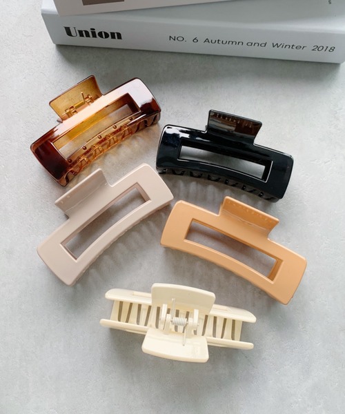 iso（イソ）の「スクエアヘアクリップ（バレッタ/ヘアクリップ・レディース・ブラック/ベージュ/アイボリー/その他1/グレイッシュベージュ・FREE）」の11枚目の写真